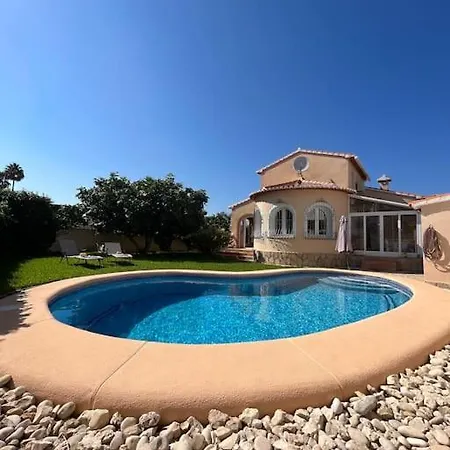 Sunny With Private Pool * دينايا